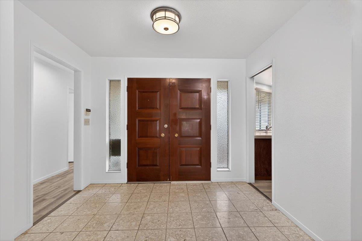 1820 Rockford Ave, Modesto, CA 95355