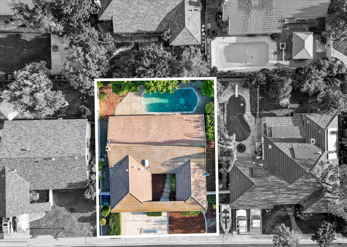 1820 Rockford Ave, Modesto, CA 95355