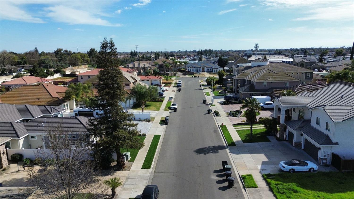 2900 Canyon Falls Dr, Modesto, CA 95351