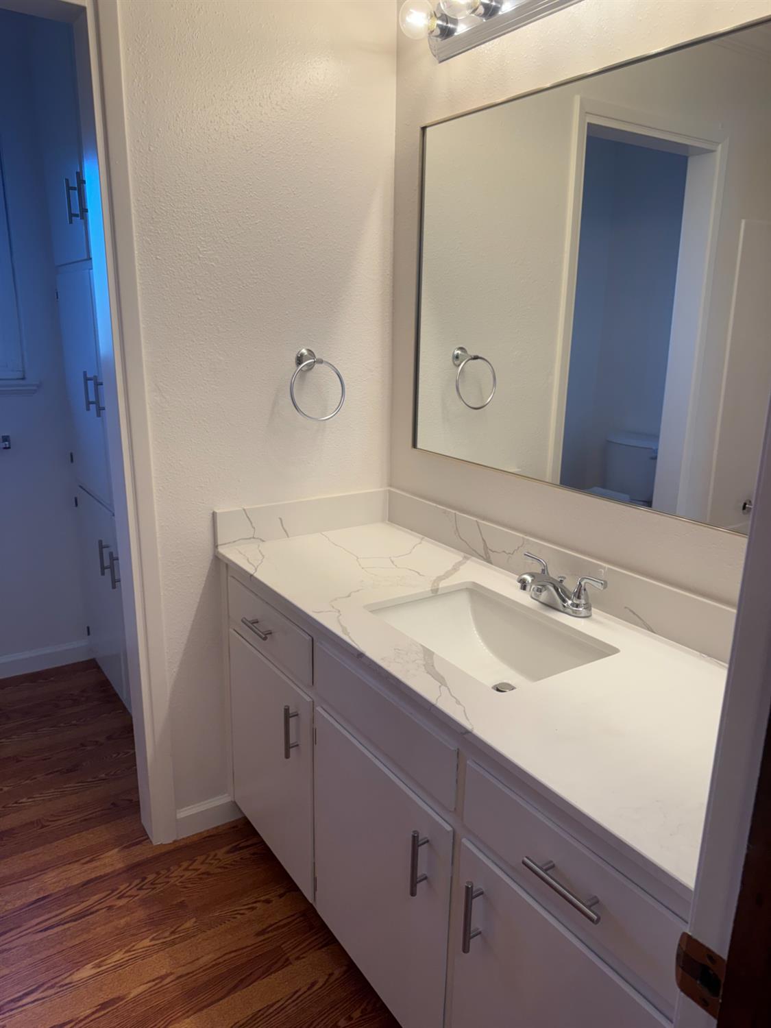 1205 Camden Pl, Manteca, CA 95336