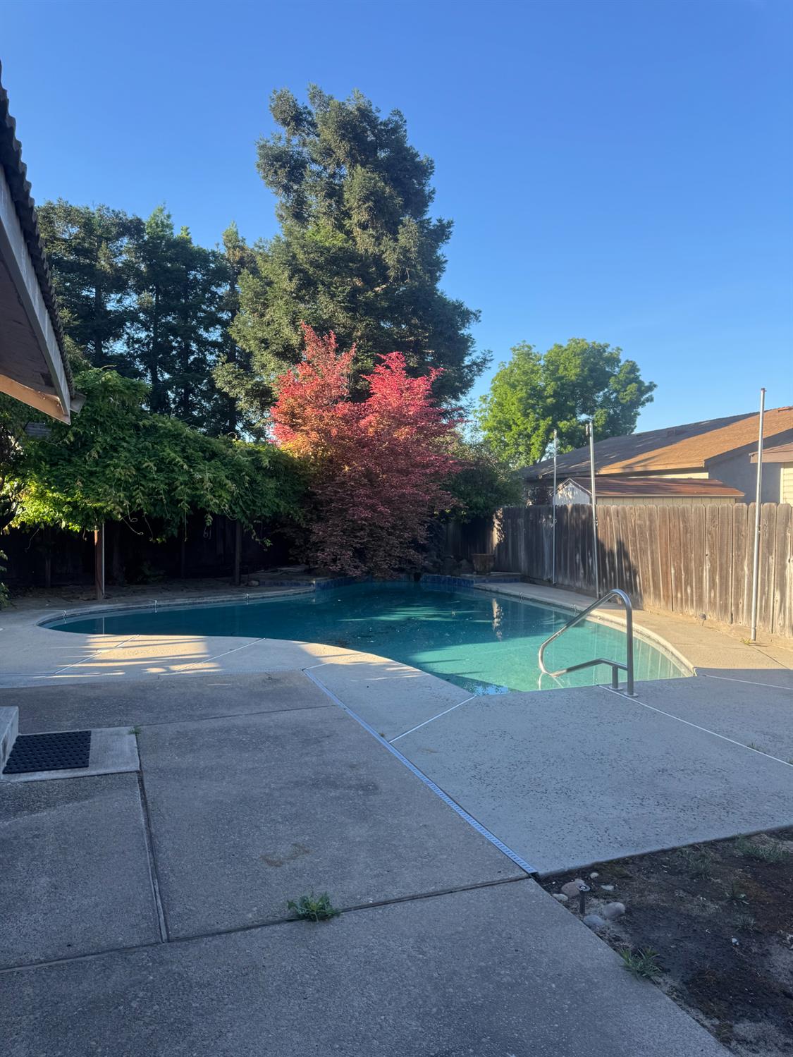 1205 Camden Pl, Manteca, CA 95336