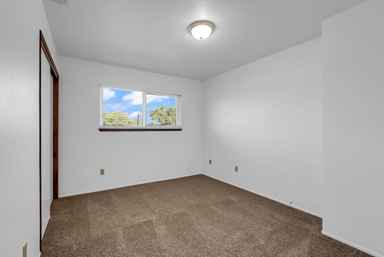1205 Camden Pl, Manteca, CA 95336