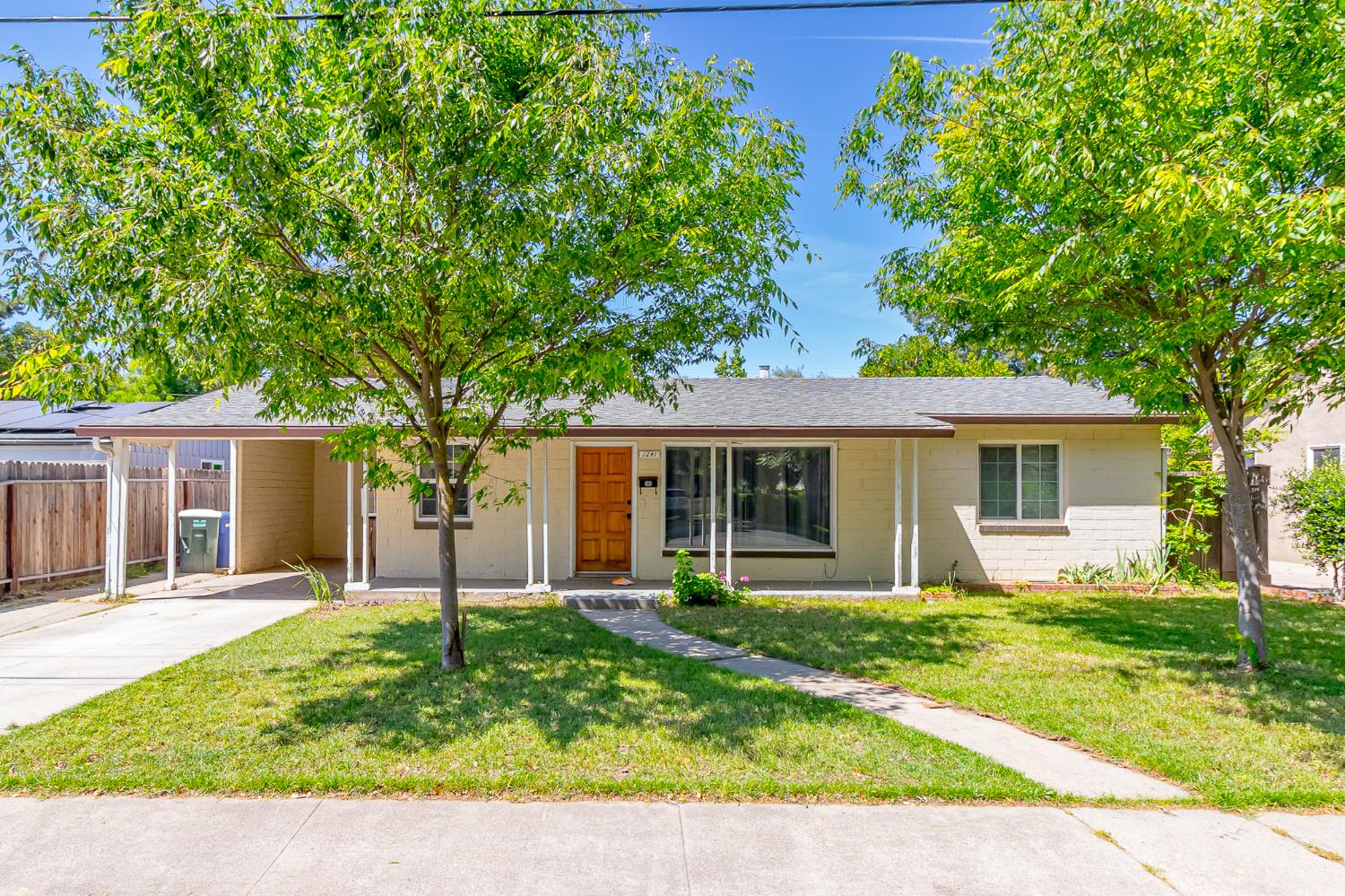 1241 Marilyn St, Modesto, CA 95350