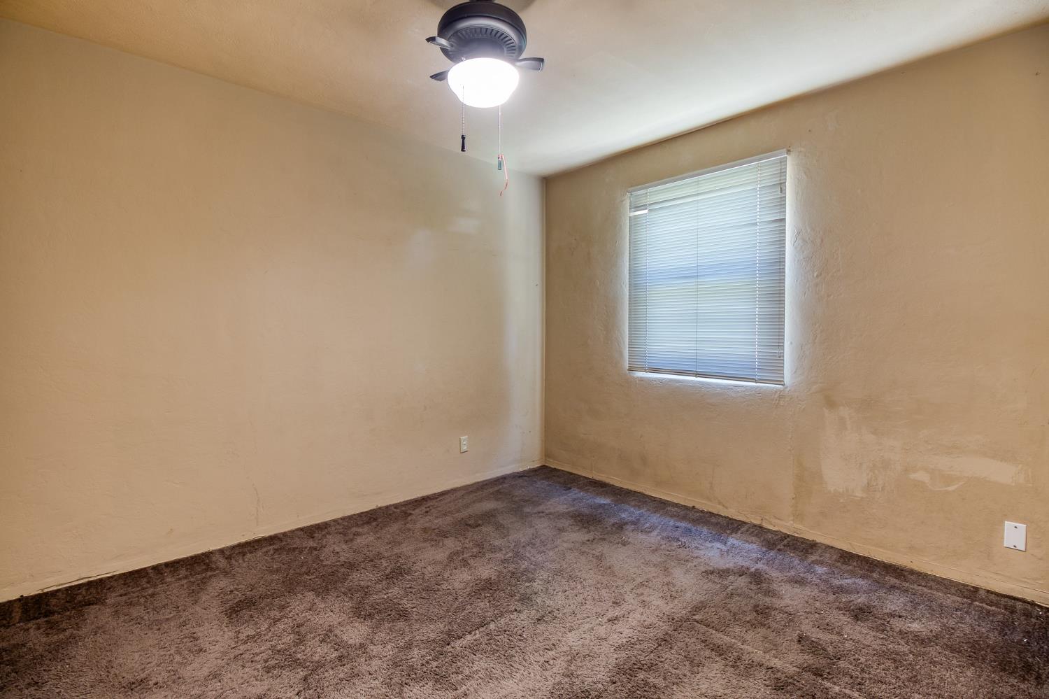 1241 Marilyn St, Modesto, CA 95350