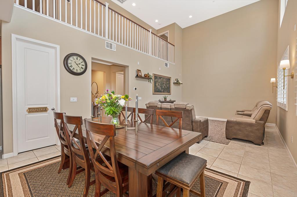 2213 Campolina Way, Oakdale, CA 95361