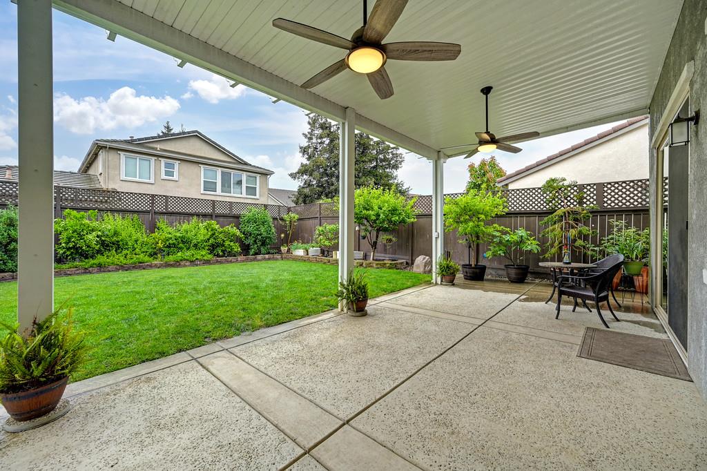 2213 Campolina Way, Oakdale, CA 95361