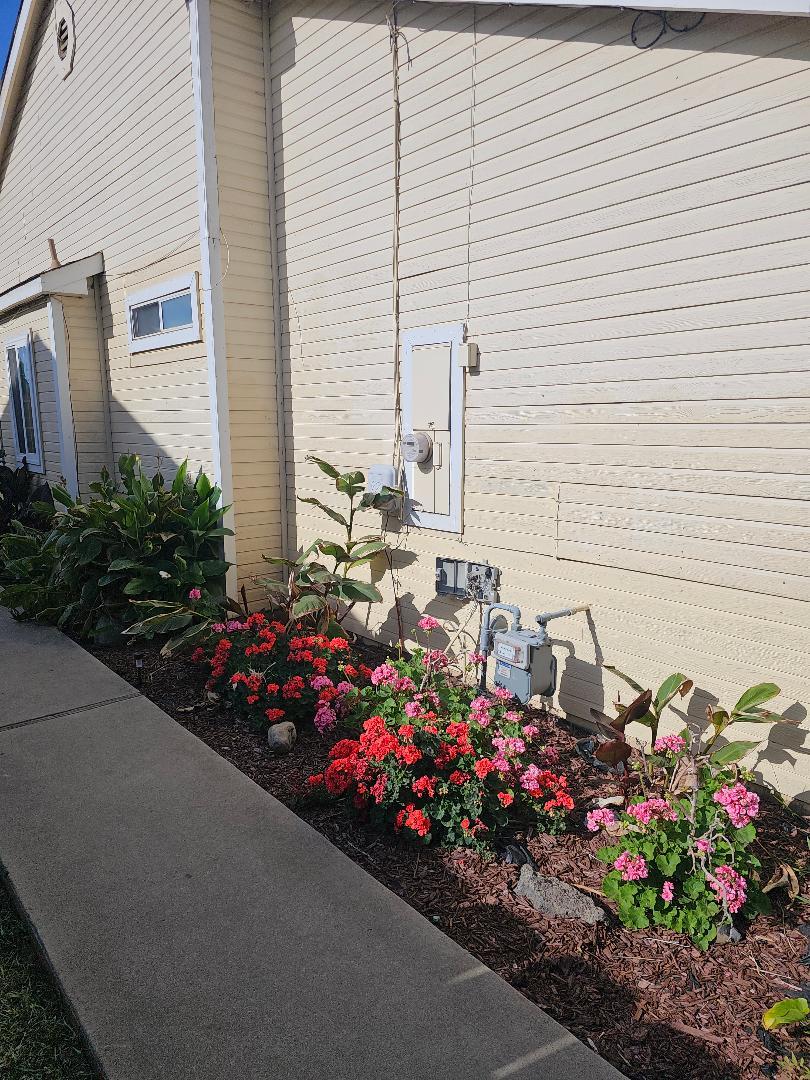 1772 Heritage Dr, Merced, CA 95341