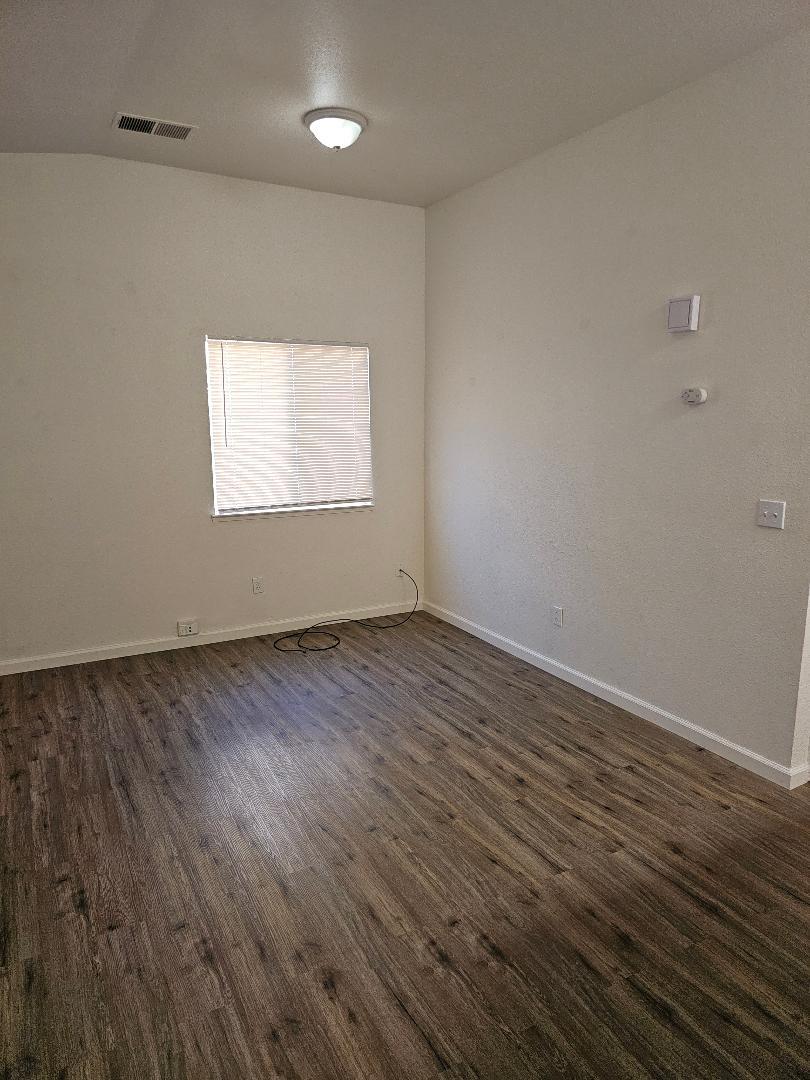 1772 Heritage Dr, Merced, CA 95341