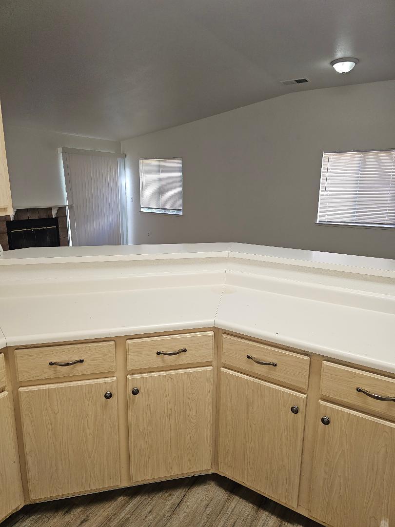 1772 Heritage Dr, Merced, CA 95341