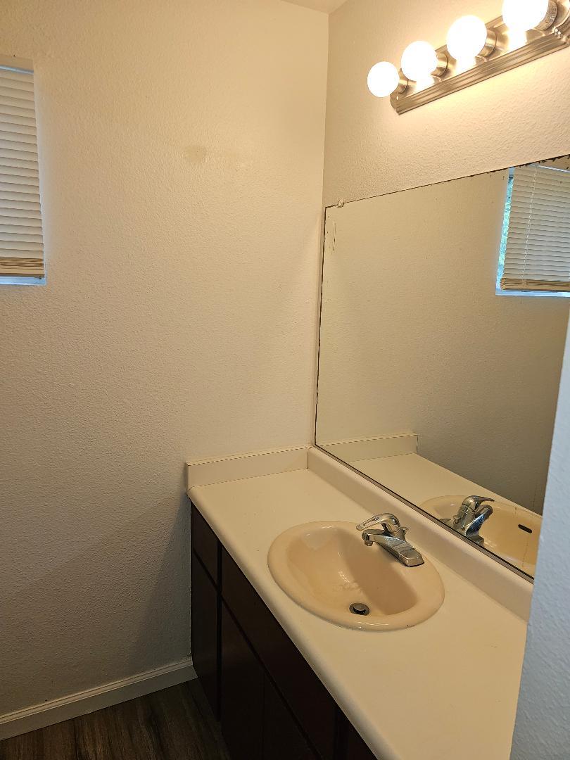 1772 Heritage Dr, Merced, CA 95341