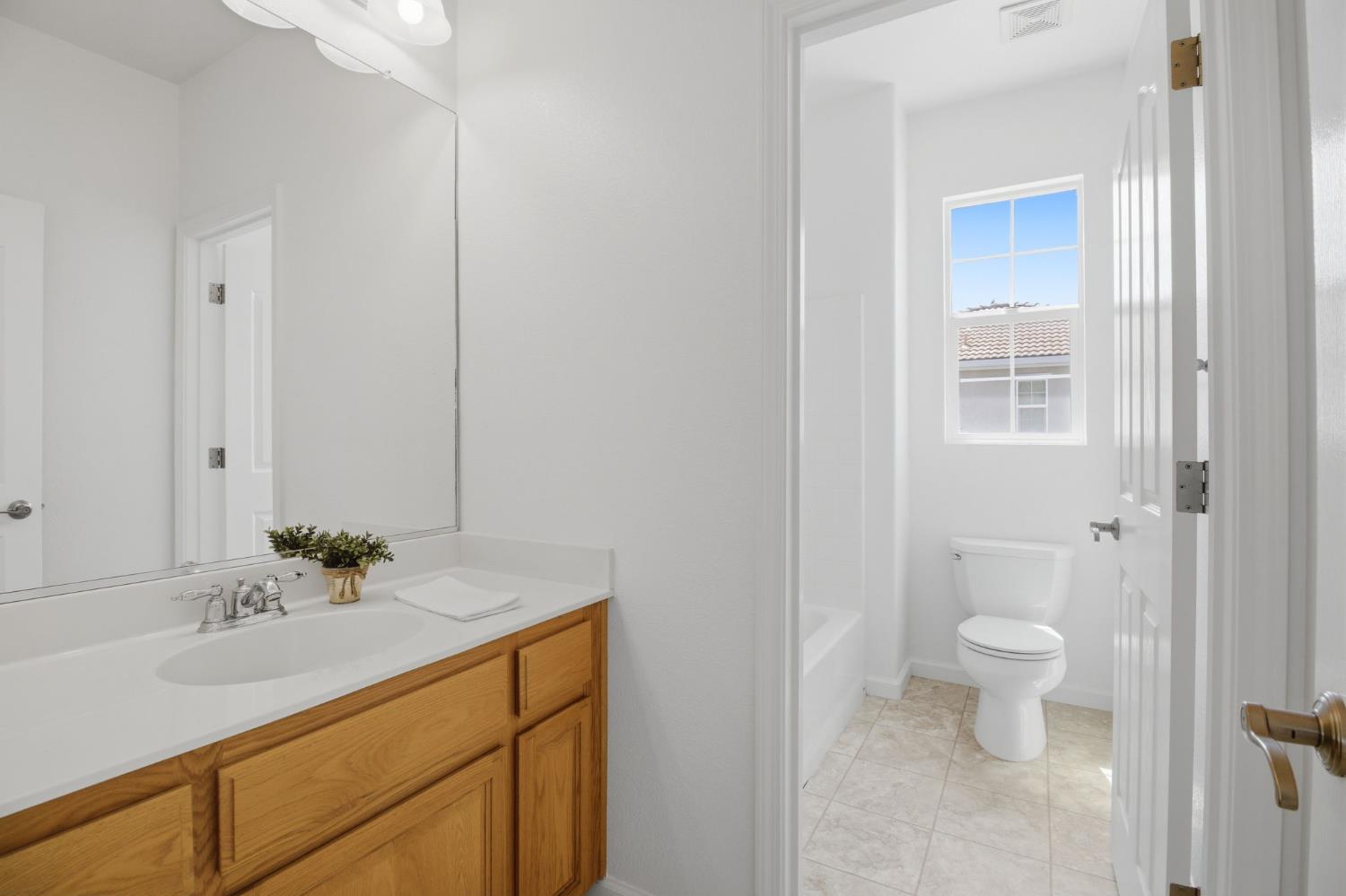 629 Betten St, Los Banos, CA 93635