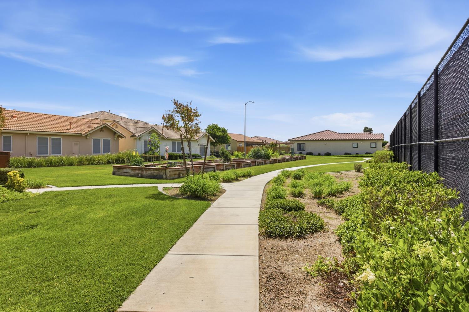 629 Betten St, Los Banos, CA 93635