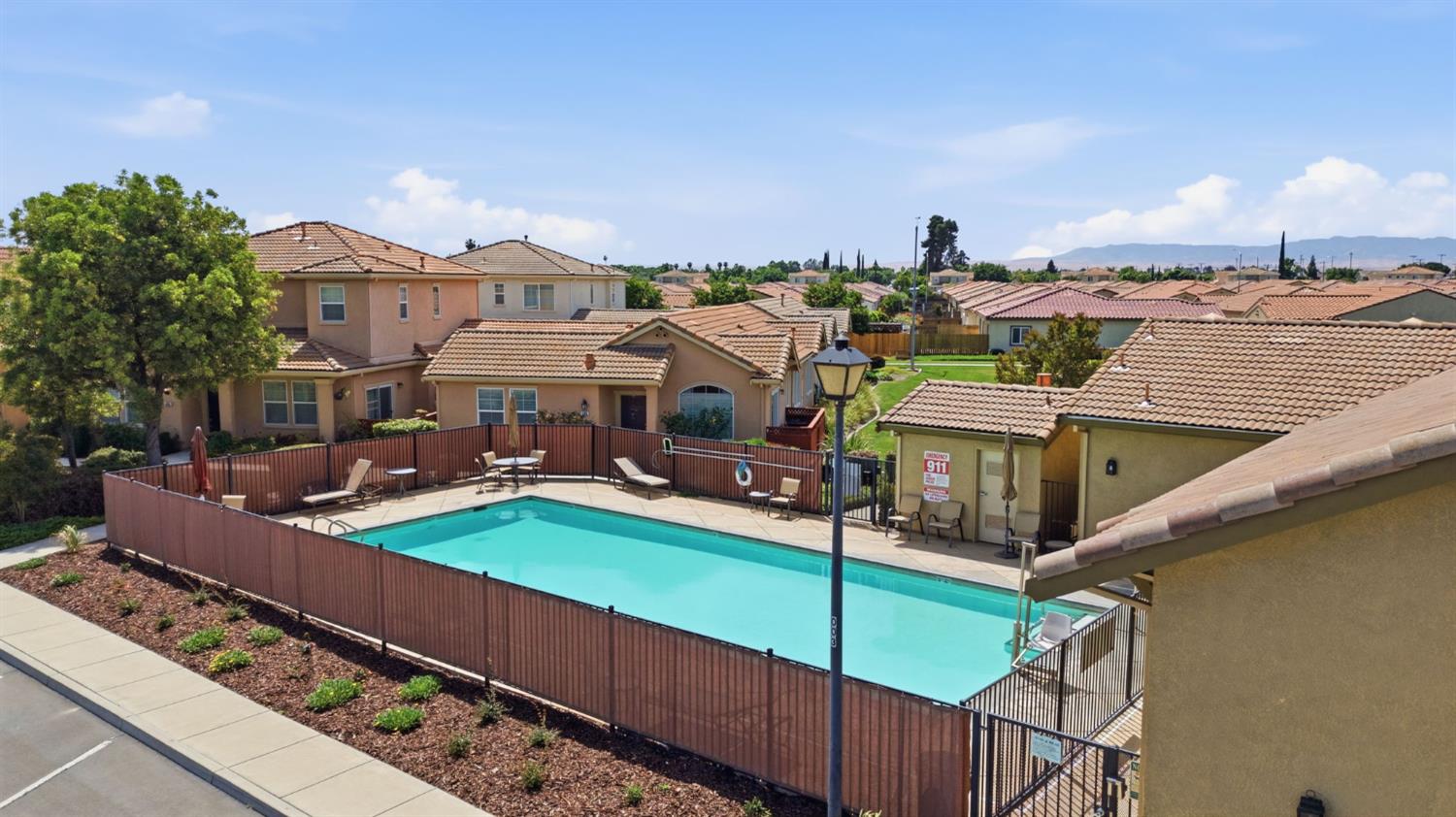 629 Betten St, Los Banos, CA 93635