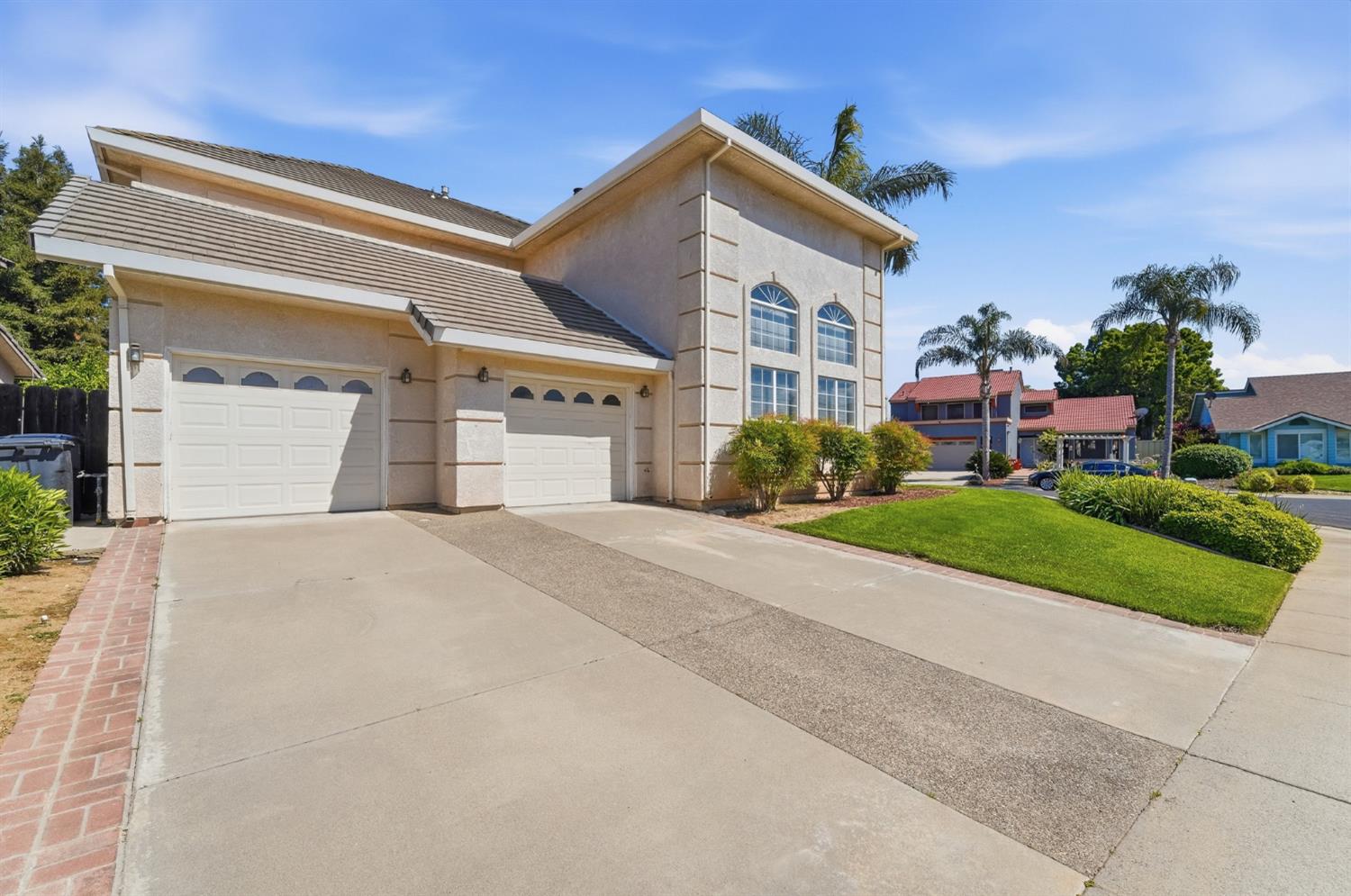 2273 McCaffery Ln, Riverbank, CA 95367