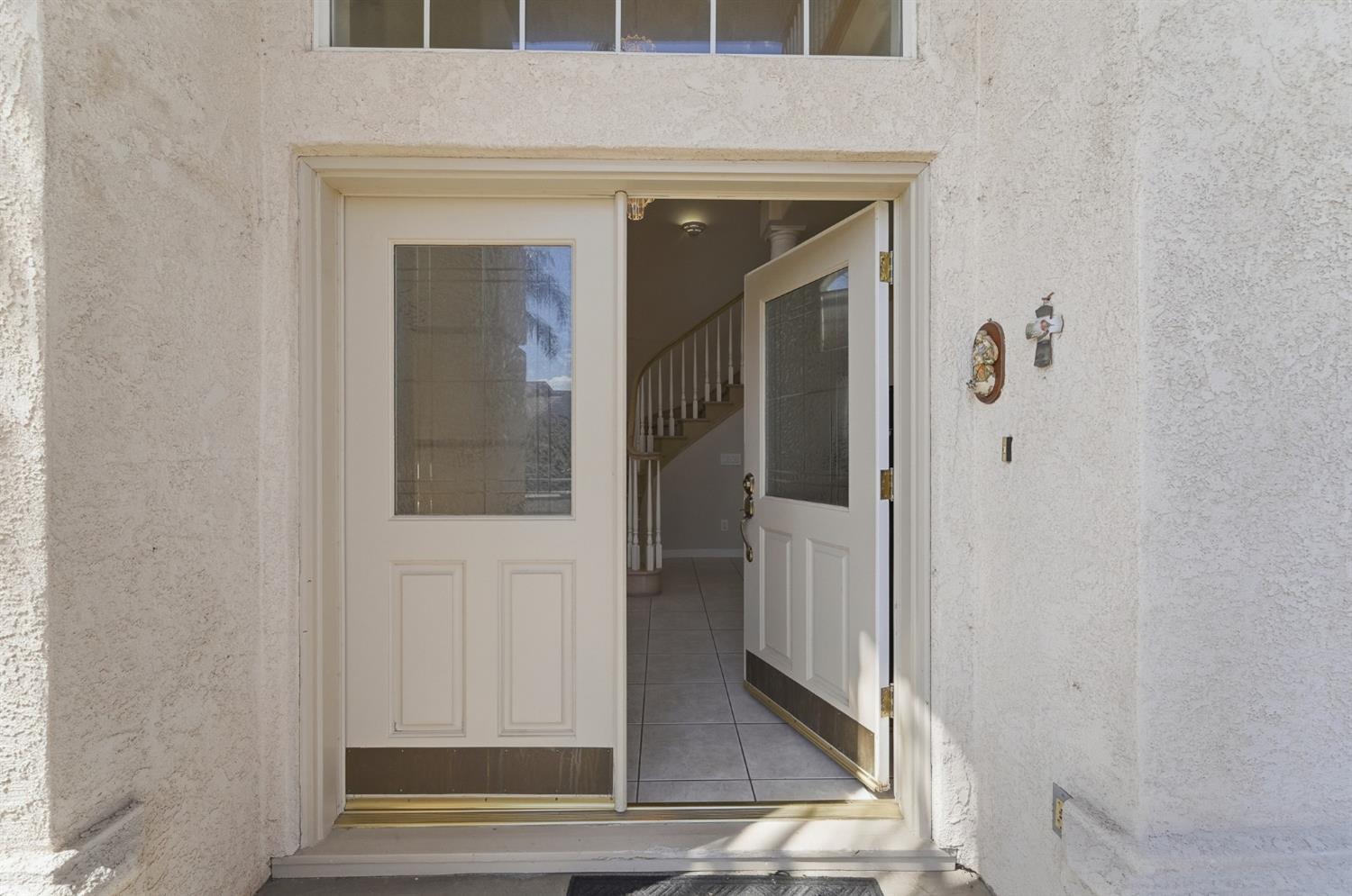 2273 McCaffery Ln, Riverbank, CA 95367