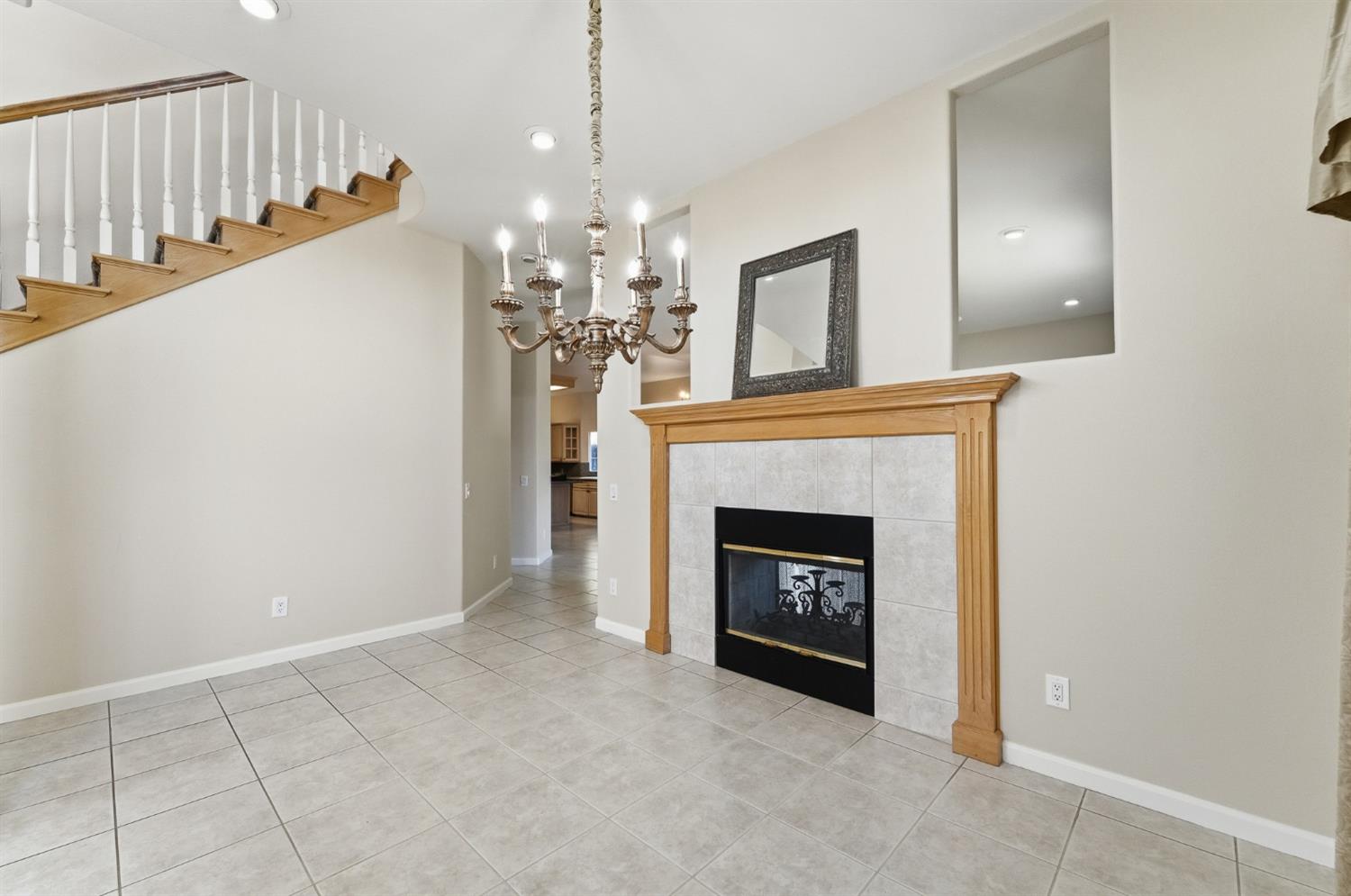 2273 McCaffery Ln, Riverbank, CA 95367