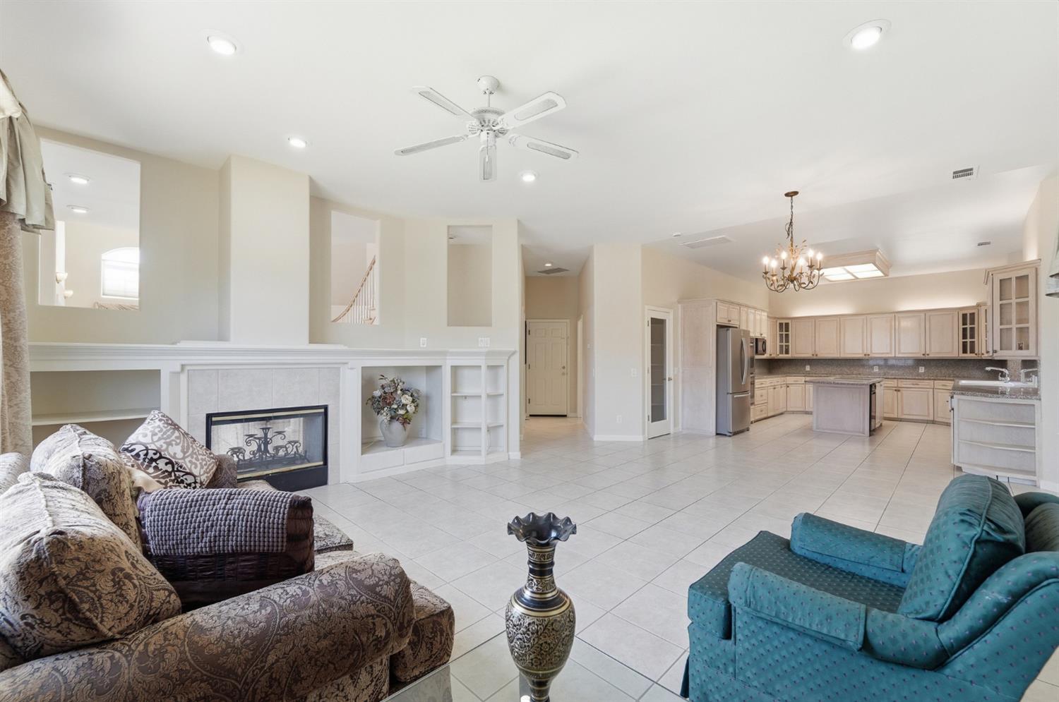 2273 McCaffery Ln, Riverbank, CA 95367