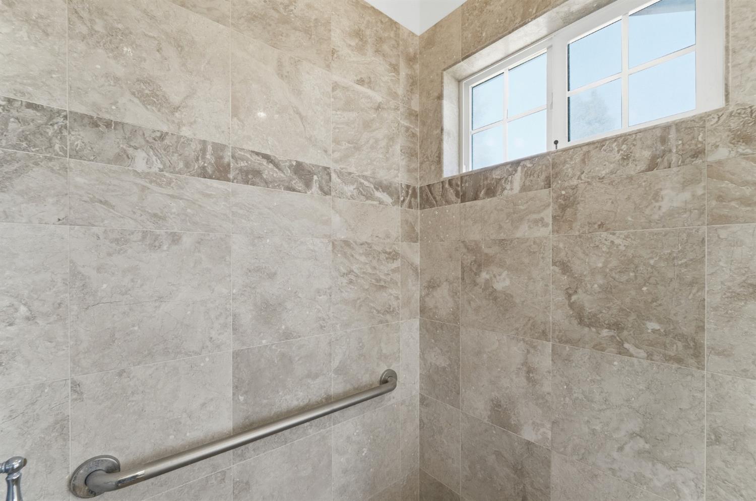 2273 McCaffery Ln, Riverbank, CA 95367