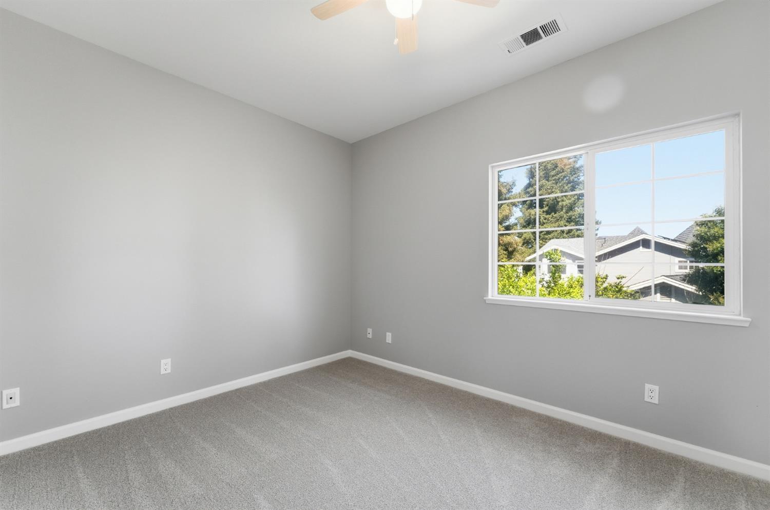 2273 McCaffery Ln, Riverbank, CA 95367