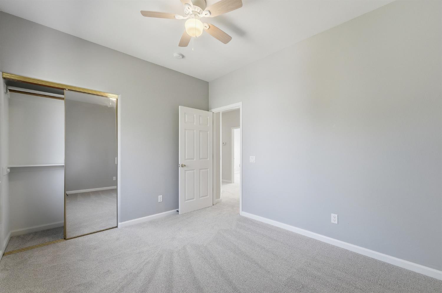 2273 McCaffery Ln, Riverbank, CA 95367