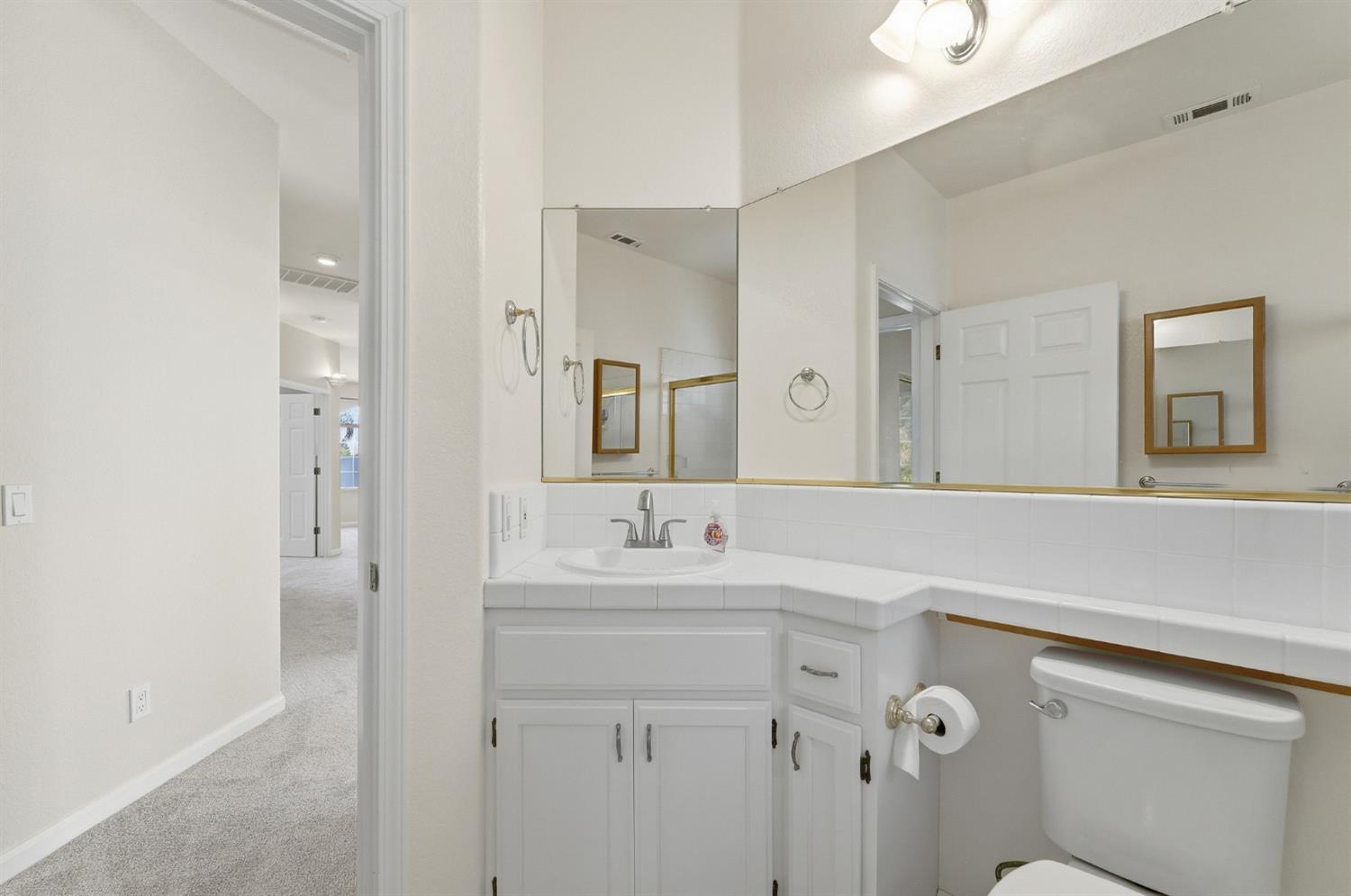 2273 McCaffery Ln, Riverbank, CA 95367