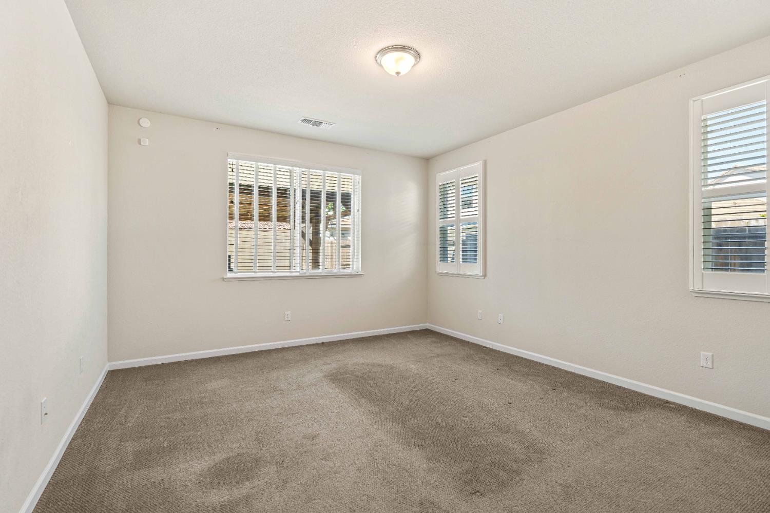 3264 Showcase Way, Modesto, CA 95356