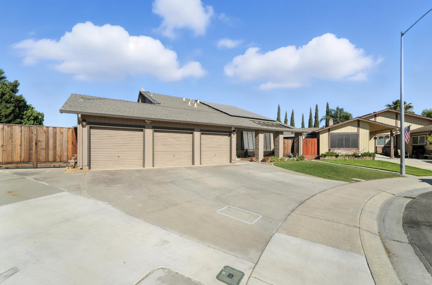 1309 Ruffino Ct, Manteca, CA 95336