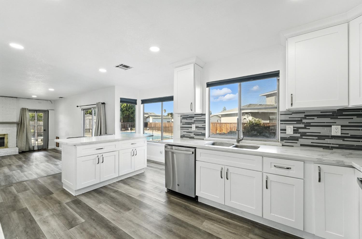 1309 Ruffino Ct, Manteca, CA 95336