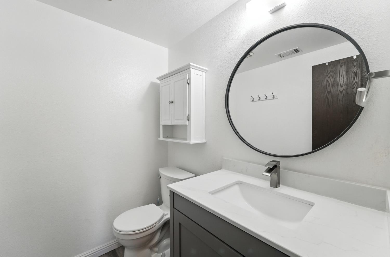 1309 Ruffino Ct, Manteca, CA 95336