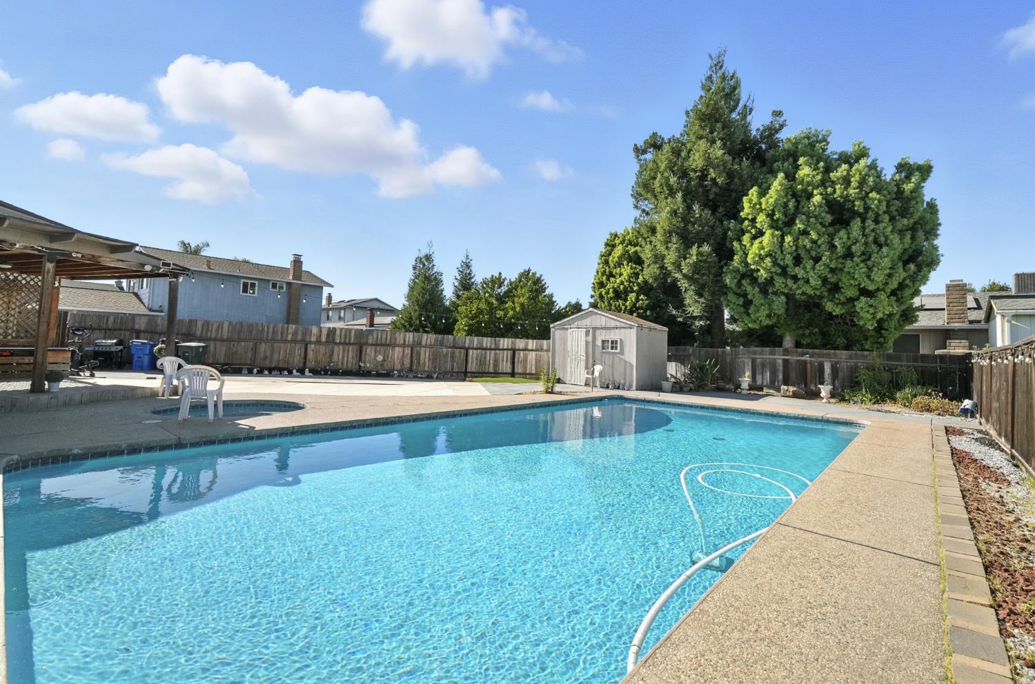 1309 Ruffino Ct, Manteca, CA 95336