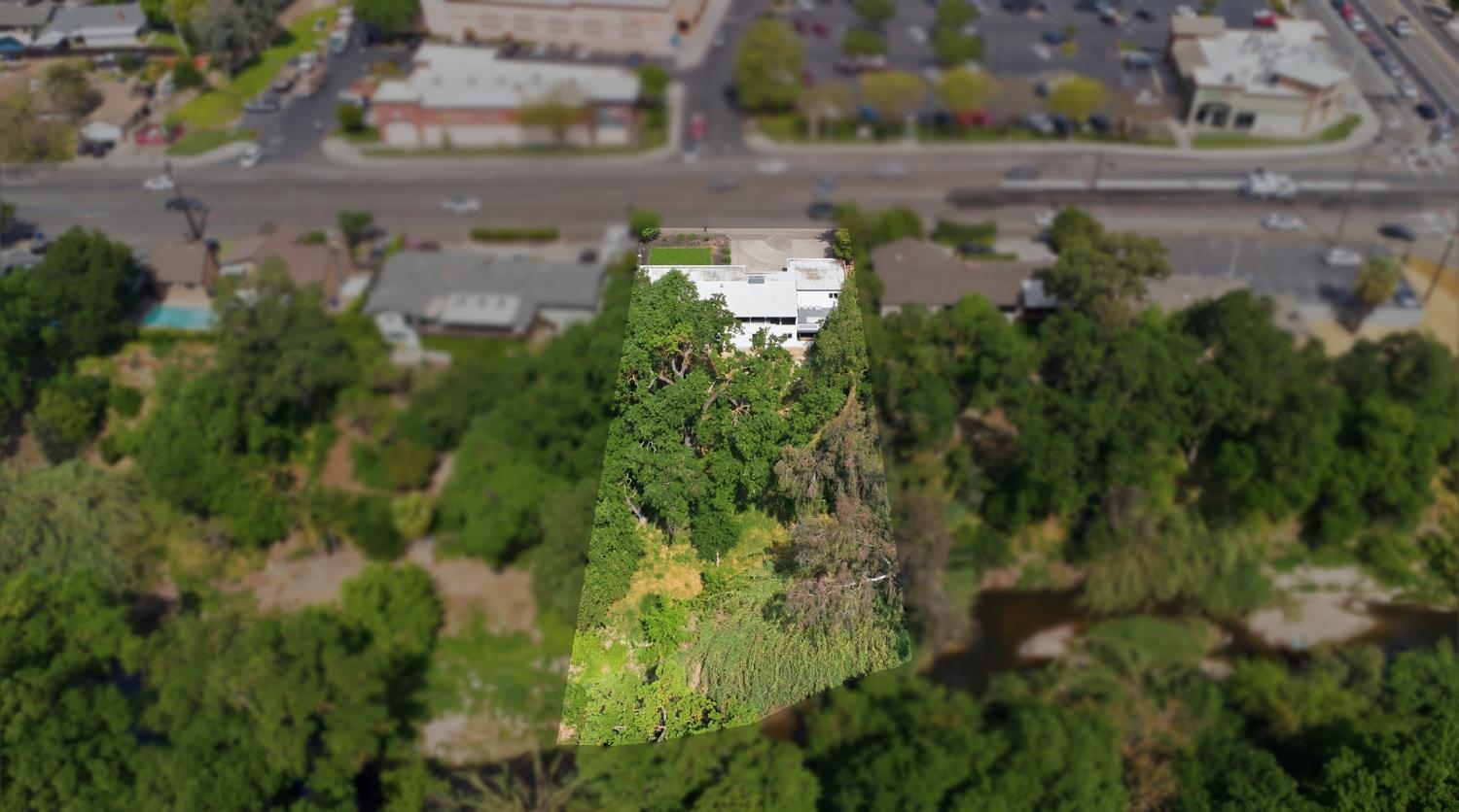 2124 Scenic Dr, Modesto, CA 95355