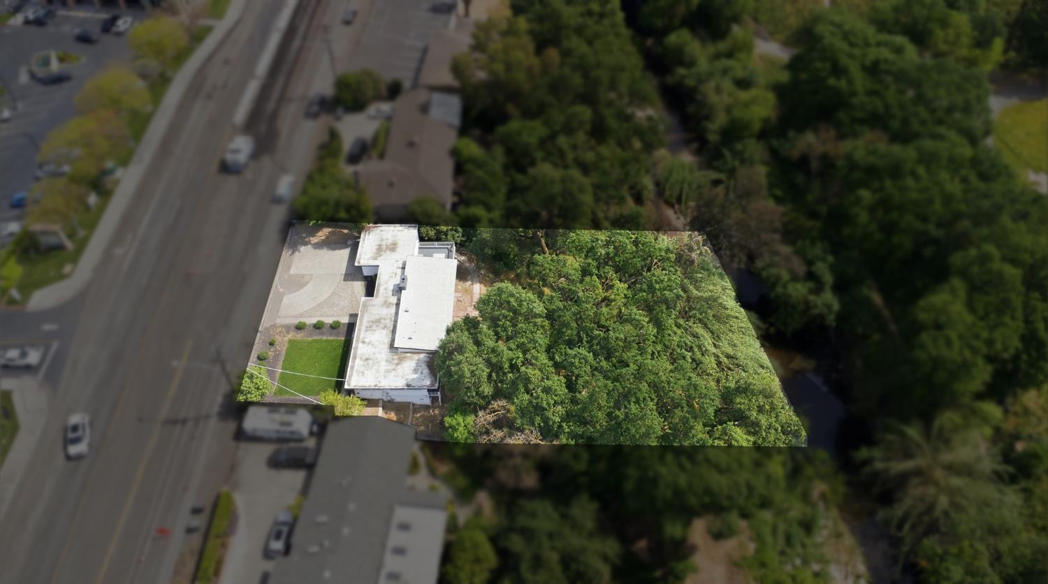 2124 Scenic Dr, Modesto, CA 95355