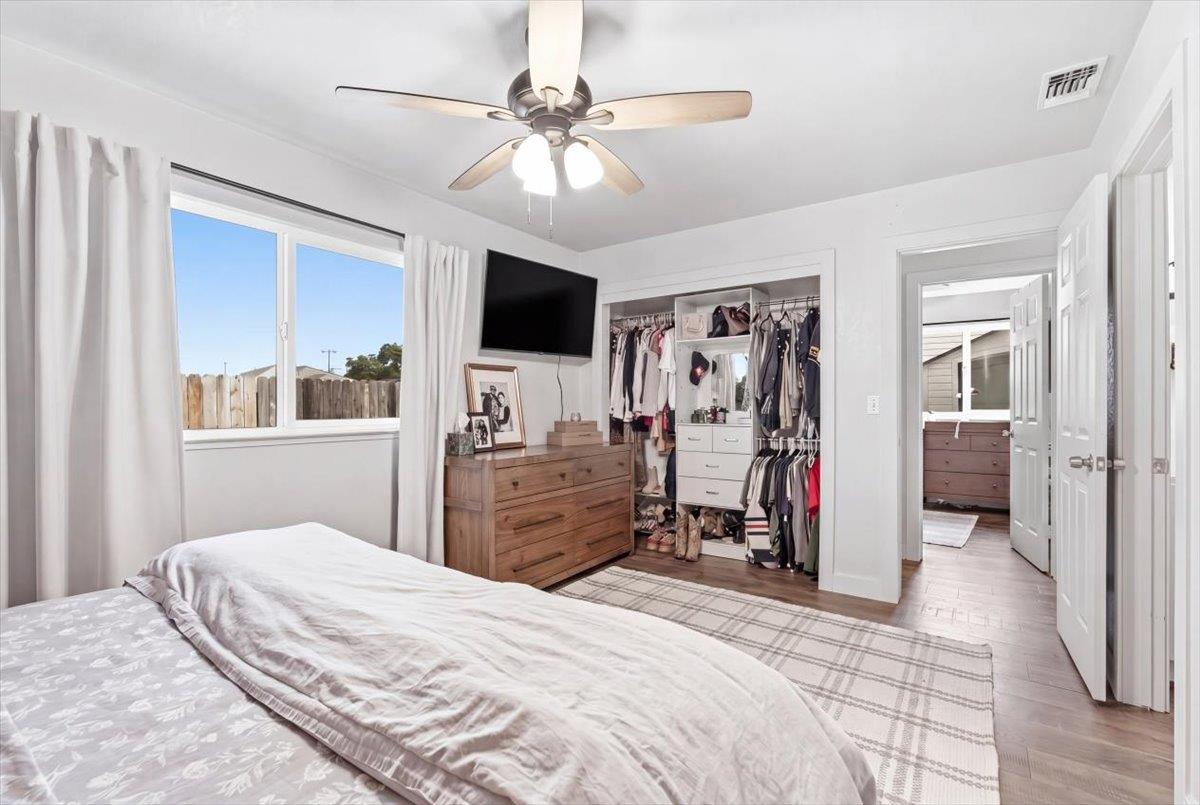 1327 Elena Dr, Ripon, CA 95366