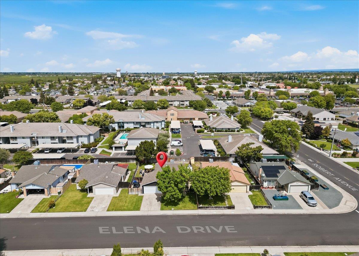 1327 Elena Dr, Ripon, CA 95366
