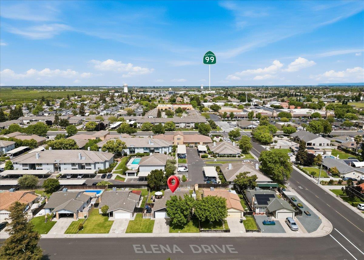 1327 Elena Dr, Ripon, CA 95366