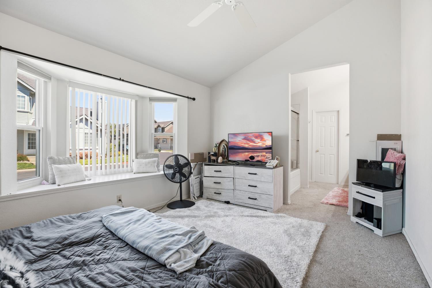 2828 Field Stone St, Modesto, CA 95355