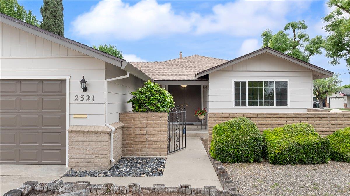 2321 Laguna Dr, Modesto, CA 95350