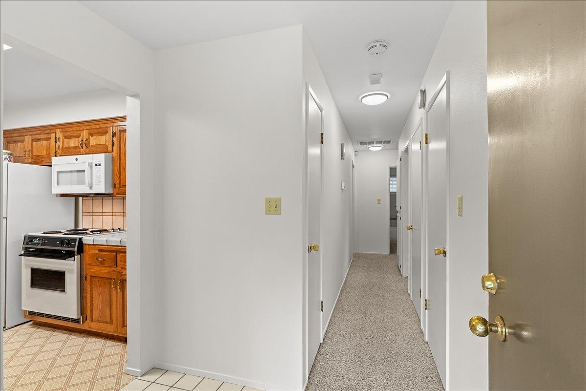 2321 Laguna Dr, Modesto, CA 95350