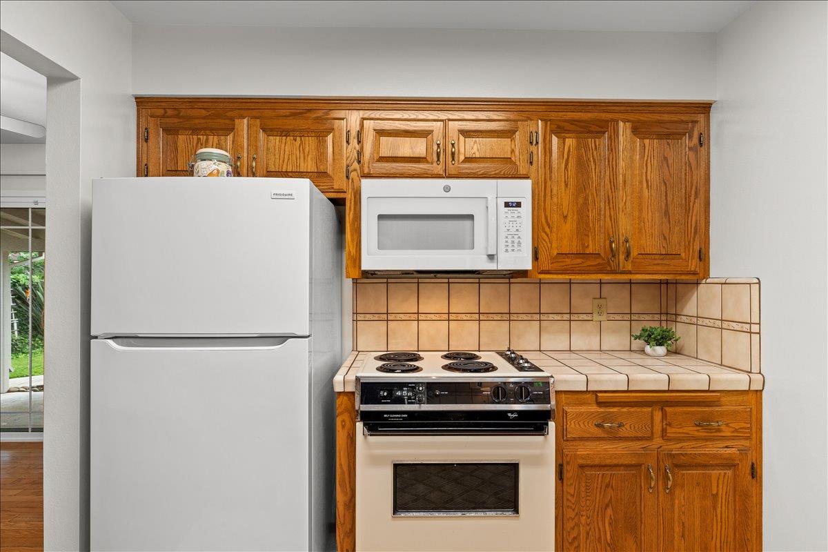 2321 Laguna Dr, Modesto, CA 95350