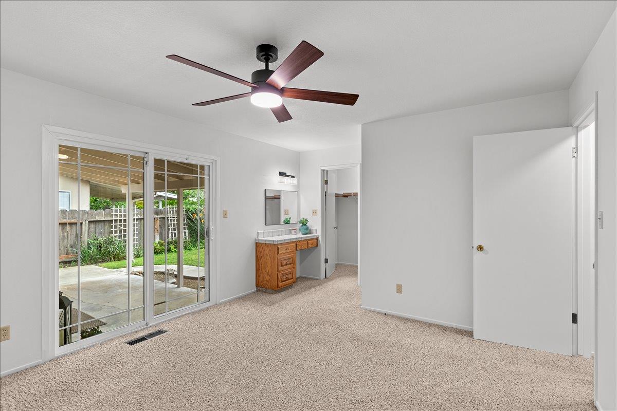2321 Laguna Dr, Modesto, CA 95350