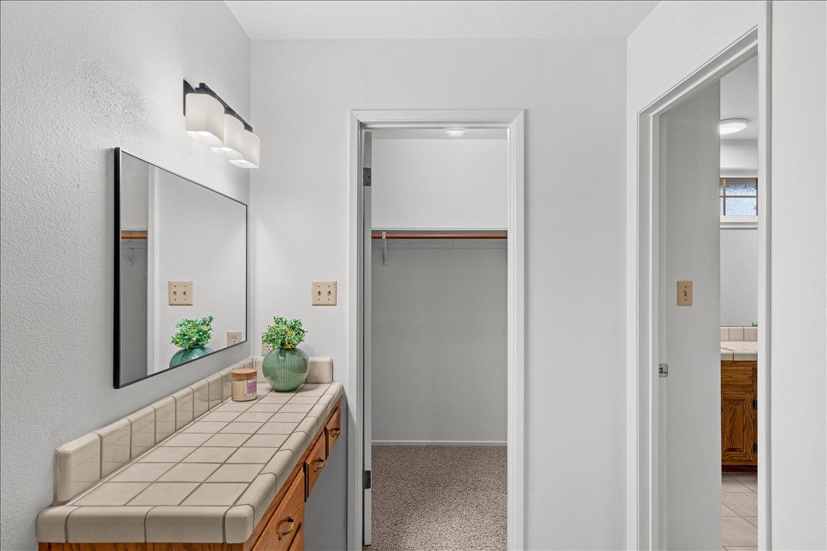 2321 Laguna Dr, Modesto, CA 95350