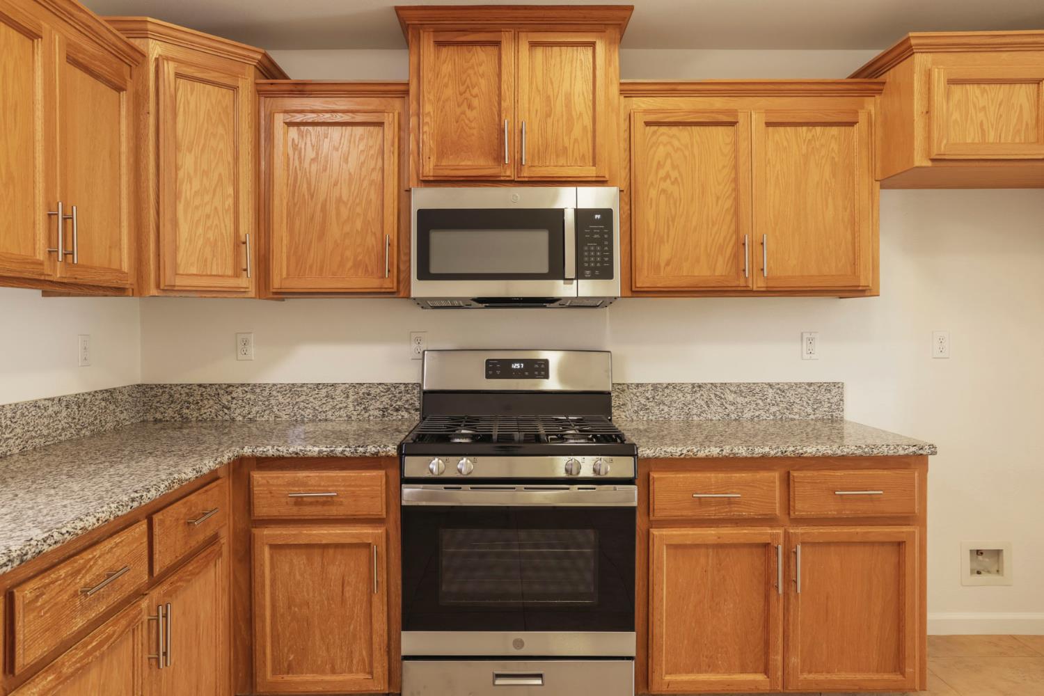 6573 Hastings Dr, Winton, CA 95388