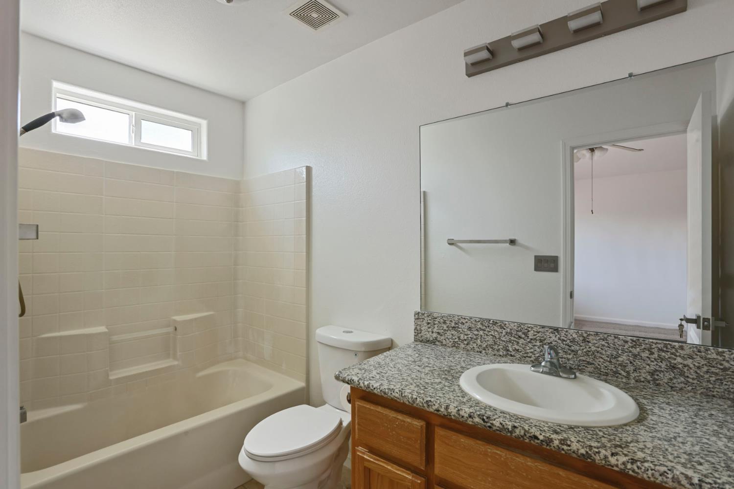 6573 Hastings Dr, Winton, CA 95388