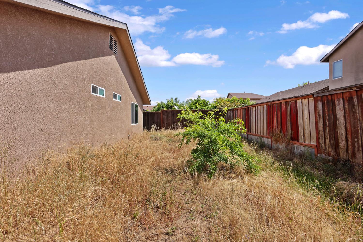 6573 Hastings Dr, Winton, CA 95388