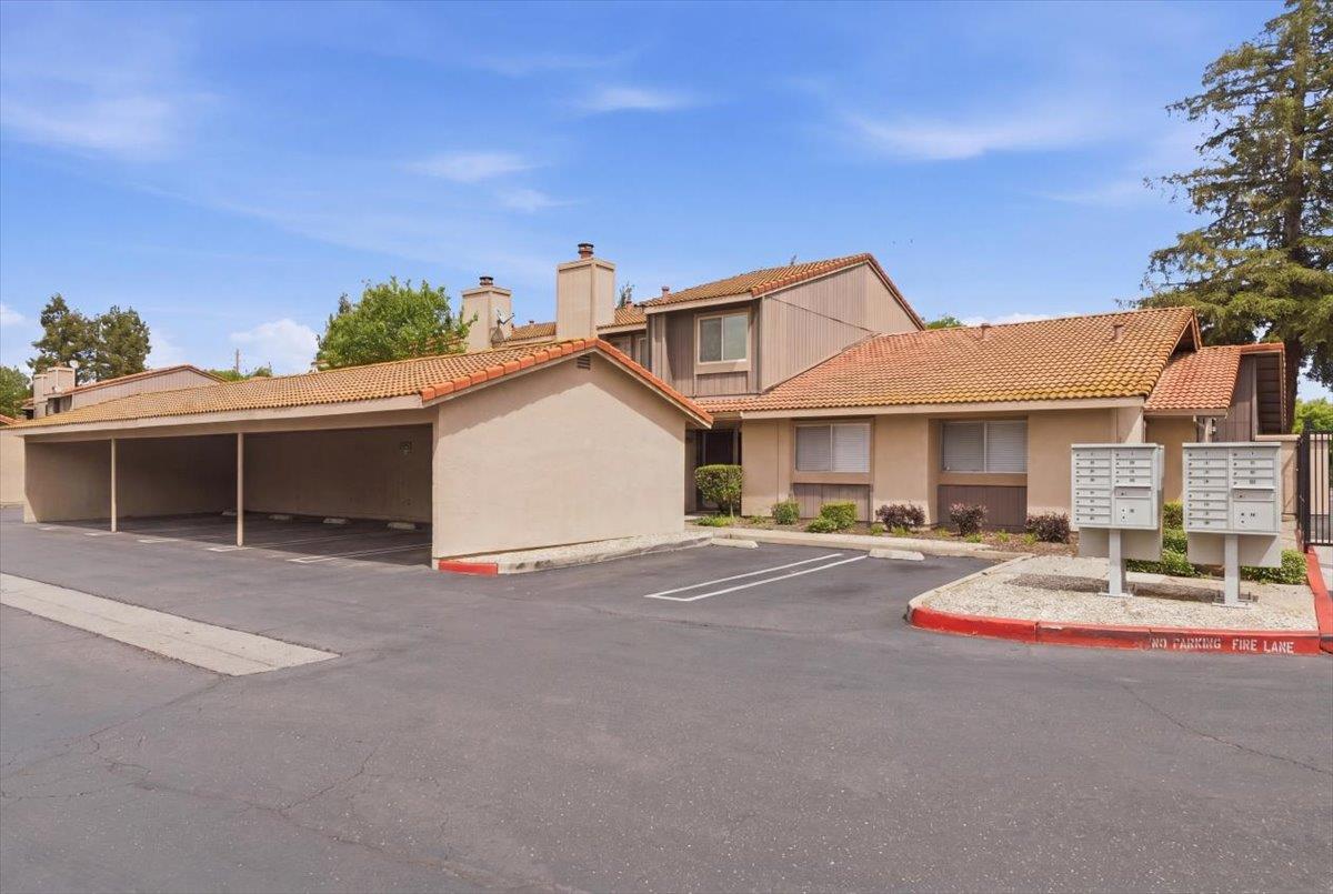 4085 Dale Rd #B, Modesto, CA 95356