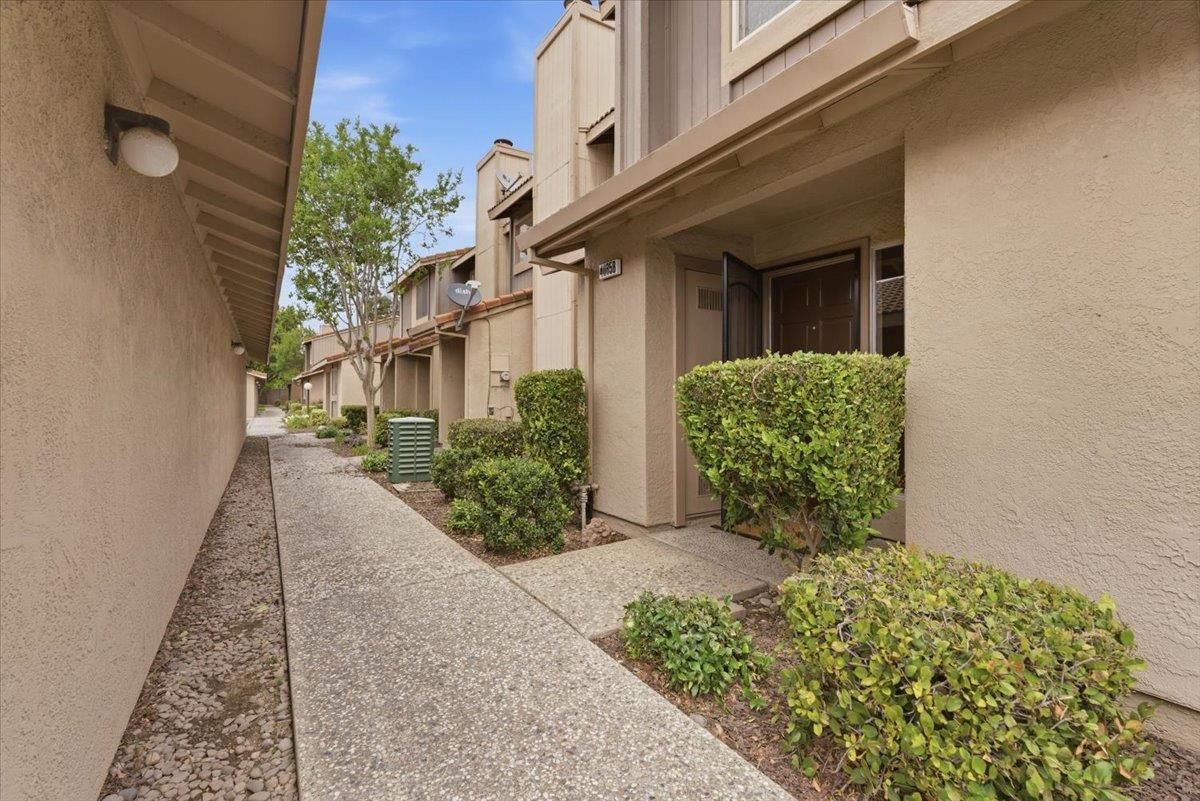 4085 Dale Rd #B, Modesto, CA 95356