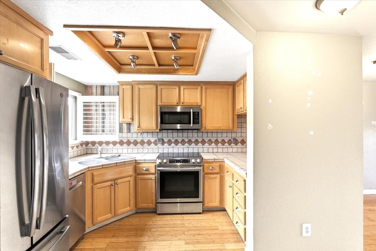 4085 Dale Rd #B, Modesto, CA 95356