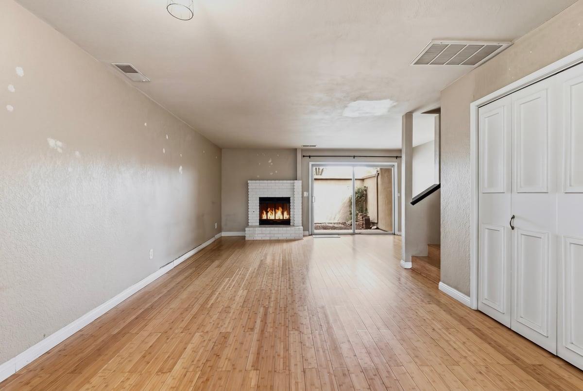 4085 Dale Rd #B, Modesto, CA 95356