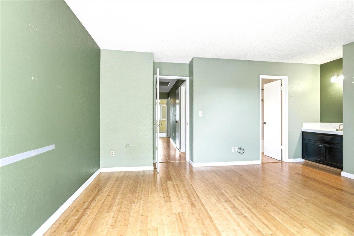 4085 Dale Rd #B, Modesto, CA 95356