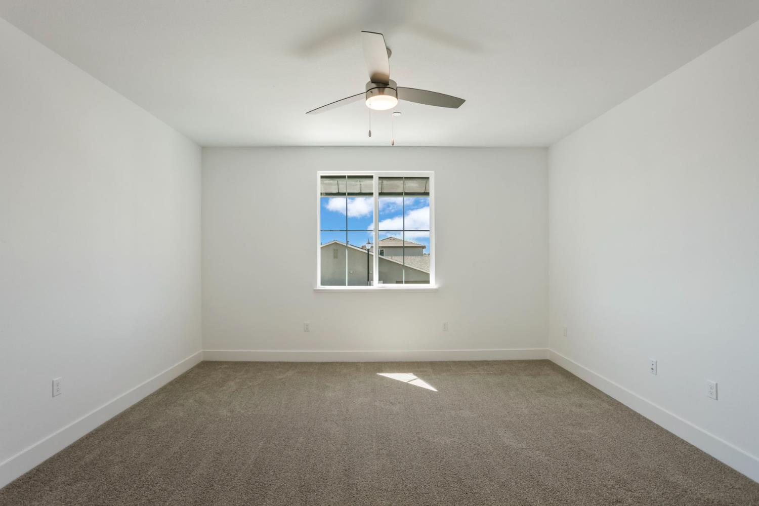 3265 Rugnao Way, Manteca, CA 95337